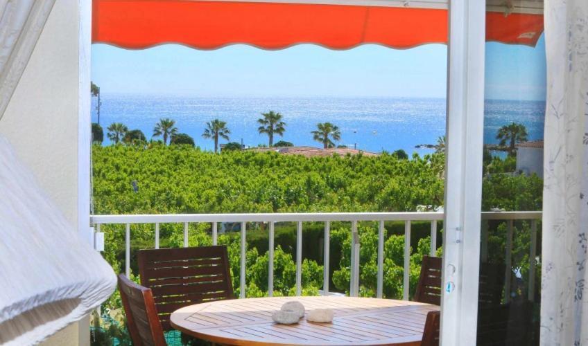 Precioso Apartamento De Playa Cambrils Exterior photo